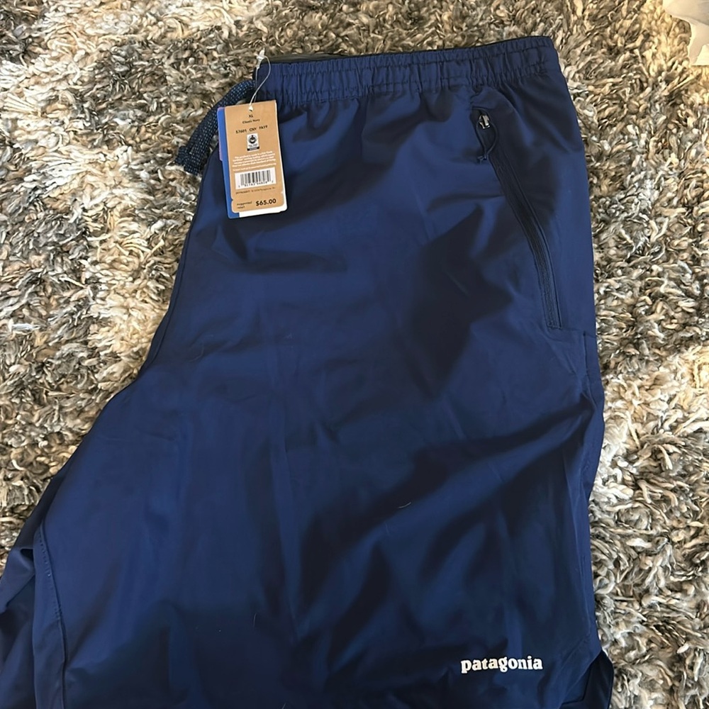 Patagonia men’s nine trails shorts- 8”